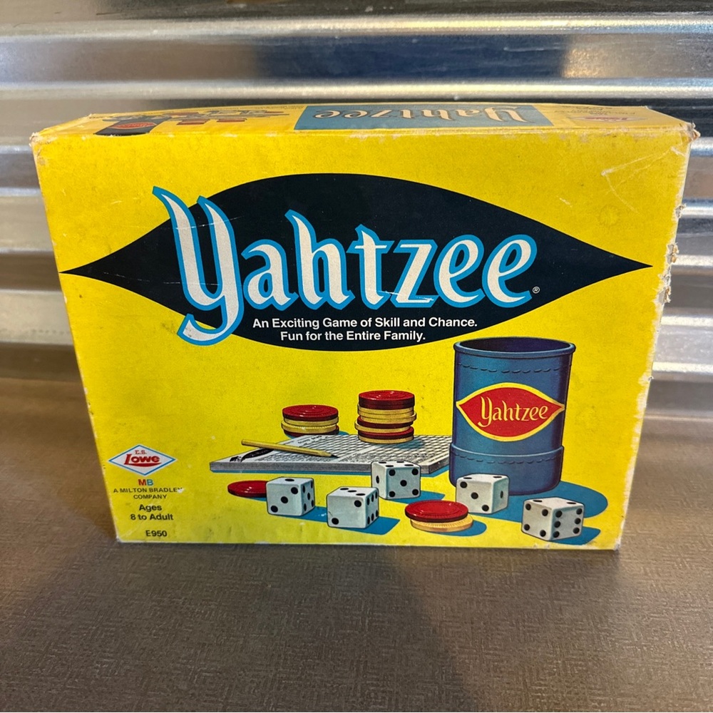 Vintage 1973 Yahtzee Game